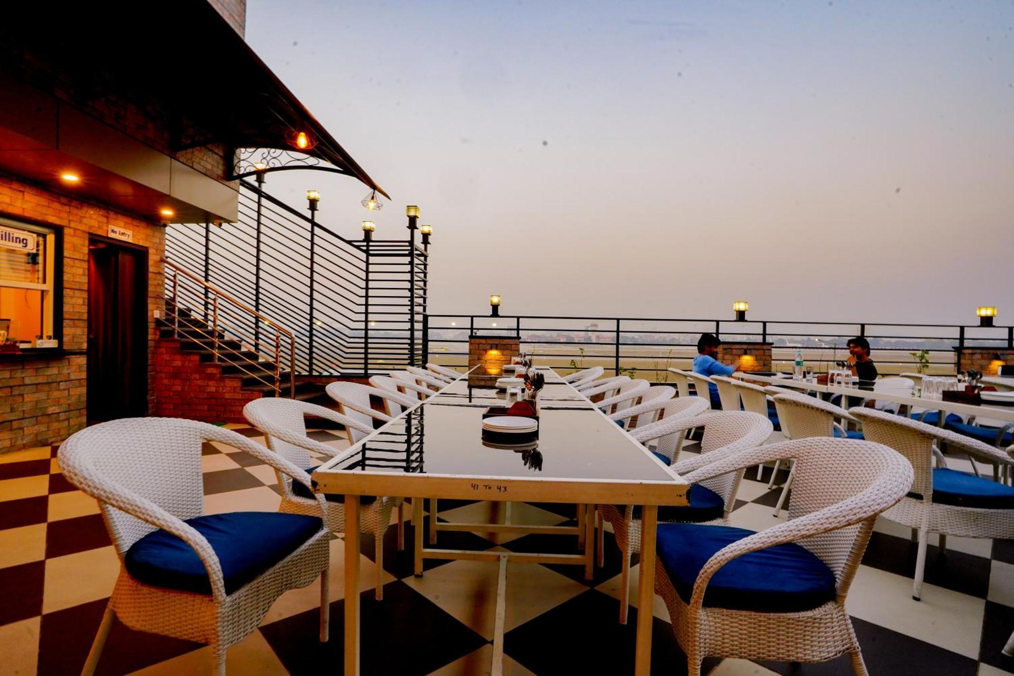 ג'איפור Hotel Cheelgadi מראה חיצוני תמונה