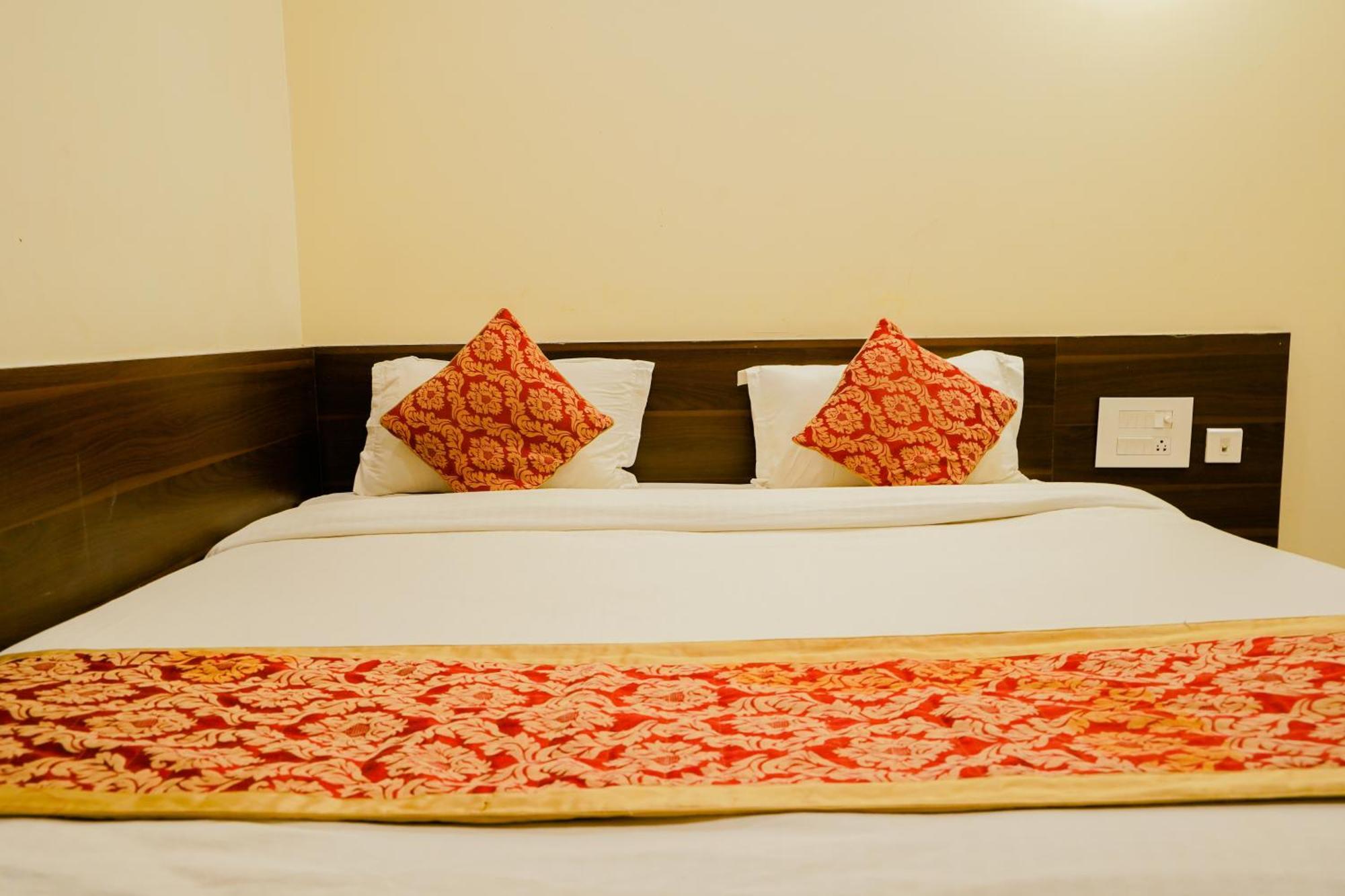 ג'איפור Hotel Cheelgadi מראה חיצוני תמונה