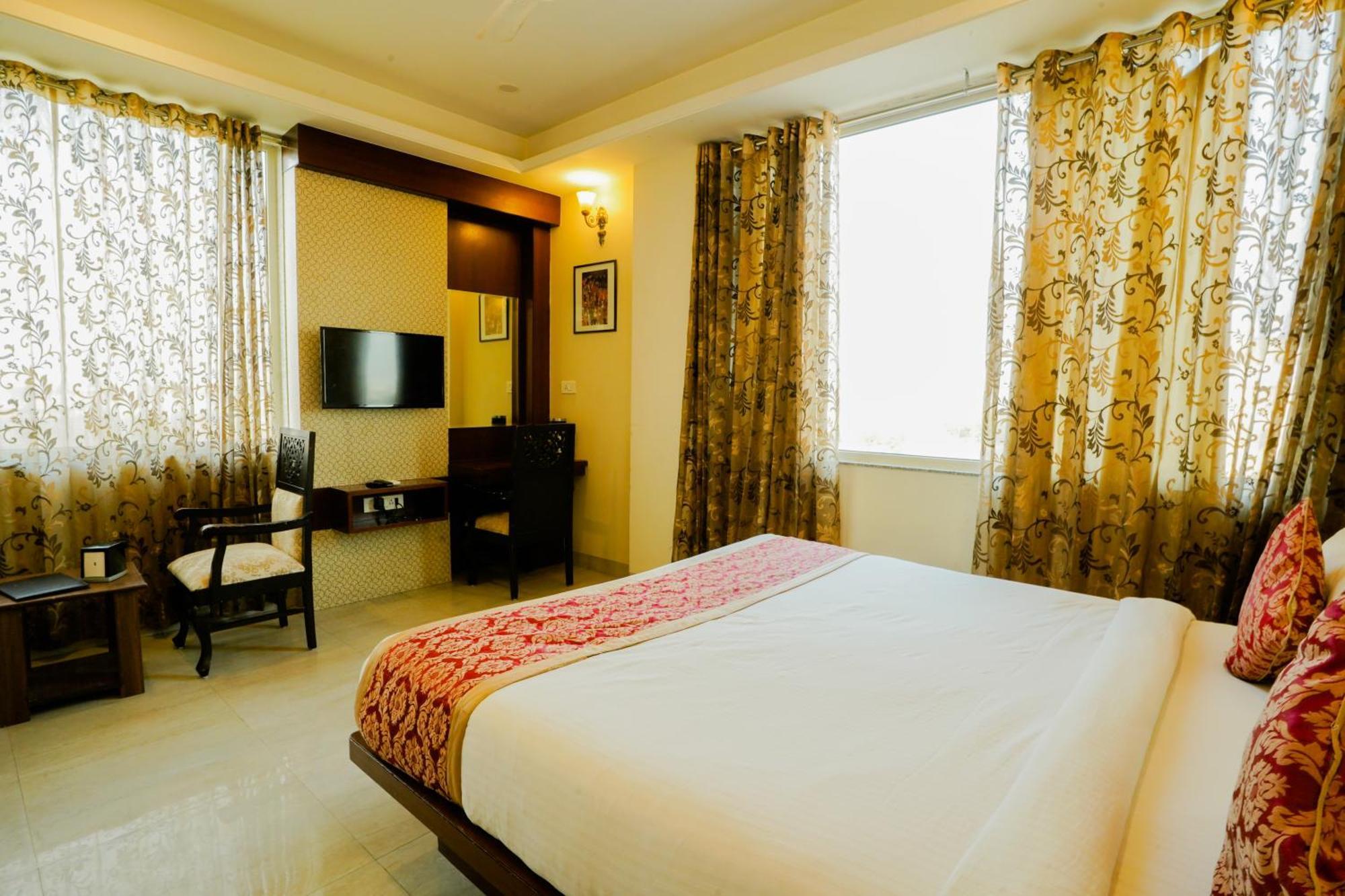 ג'איפור Hotel Cheelgadi מראה חיצוני תמונה